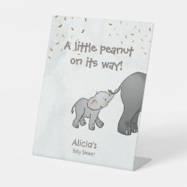Cute Little Peanut On its Way Baby Shower Sockelschild