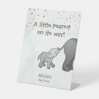 Cute Little Peanut On its Way Baby Shower Sockelschild