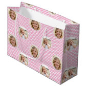 Cute Love Heart 2 Photo Pretty Pink Pattern Große Geschenktüte (Vorderseite Schrägansicht)