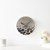 Cute Modern Flowers on Leopard Print-Personalized Runde Wanduhr (Zuhause)