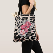 Cute Modern Flowers on Leopard Print-Personalized Tasche (Von Nahem)