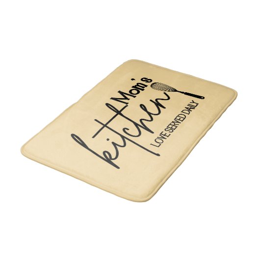 Cute Mom's kitchen word art Badematte (Schrägansicht)