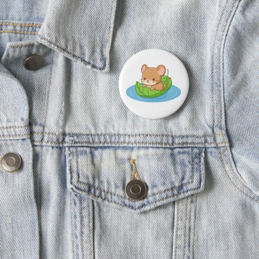 Cute Mouse in a Leaf Boat Button (Beispiel)