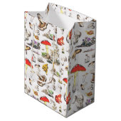 Cute Mushroom Frog Snail Forest Pattern Mittlere Geschenktüte (Vorderseite Schrägansicht)