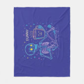 Cute Neon Skeleton Drinking Coffee – Funny Pastel Fleecedecke (Vorderseite)