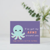 Cute Octopus Valentine Pun Card Feiertagspostkarte (Stehend Vorderseite)
