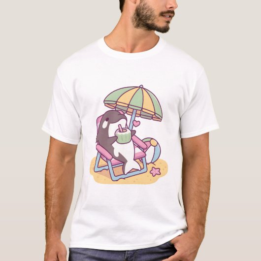 Cute Orca Chilling Under Beach Umbrella T-Shirt (Vorderseite)