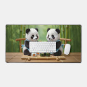 Cute Panda Bear Cubs Preparing Sushi Schreibtischunterlage (Tastatur & Maus)