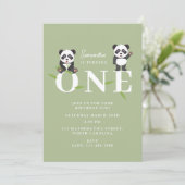Cute Panda Bear Kawaii Kids First One Birthday Einladung (Stehend Vorderseite)