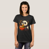 Cute Panda Eating Ramen Noodles T-Shirt (Vorne ganz)