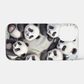 Cute Pandas Group Photo Case-Mate iPhone Hülle (Rückseite (Horizontal))