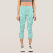 Cute Paws Pattern Mint Capri Leggings (Vorderseite)