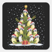 Cute Penguin Christmas Tree Funny Holiday Quadratischer Aufkleber (Vorderseite)