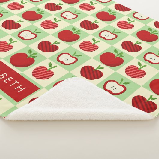 Cute Personalized Apple Pattern Check Cozy Teacher Sherpadecke (3/4)
