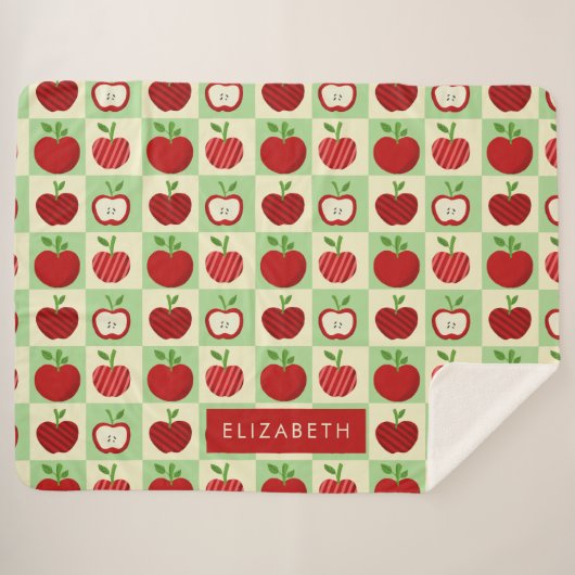 Cute Personalized Apple Pattern Check Cozy Teacher Sherpadecke (Vorderseite (Horizontal))