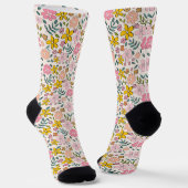 Cute Pink and Yellow Floral Pattern Socken (Gewinkelt)