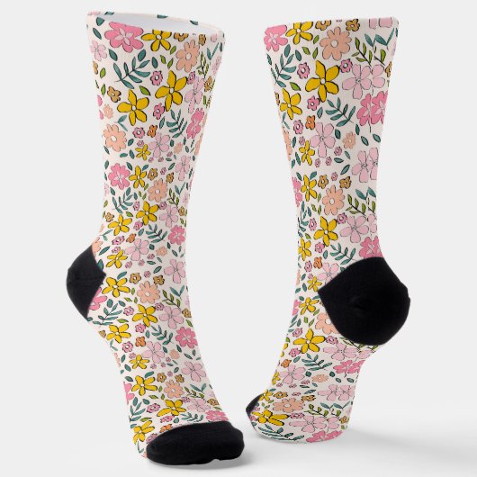 Cute Pink and Yellow Floral Pattern Socken (Gewinkelt)