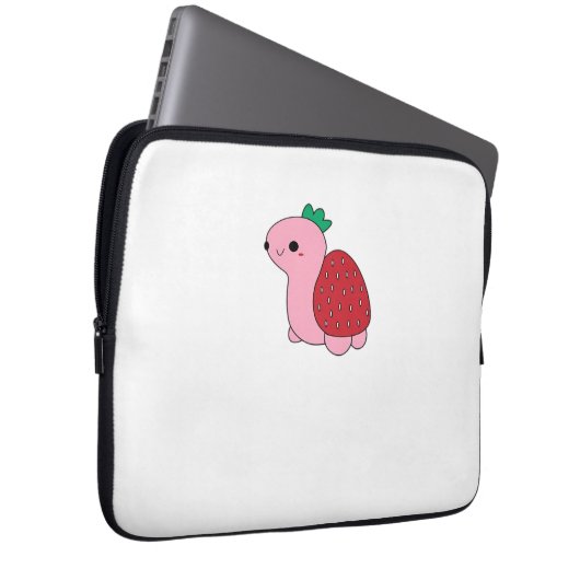 Cute pink blushing strawberry turtle Classic T-Shi Laptopschutzhülle (Vorne Rechts)
