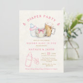 Cute Pink Bow Diaper Beer Baby Shower Einladung (Stehend Vorderseite)
