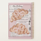 Cute ,pink ,girly planner with croissants . planer (Rückseite)