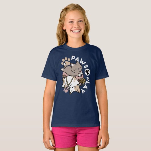 Cute Playful Cats Design – Fun Paws and Play Art T-Shirt (Vorne ganz)