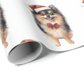 Cute Pomeranian with Santa Hat Geschenkpapier (Rolleneckpunkt)