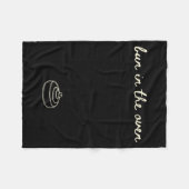 Cute Pregnancy Reveal Announcement Tee, Bun In The Fleecedecke (Vorderseite (Horizontal))