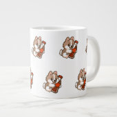 Cute Puppy Hugging Soda Bottle Jumbo-Tasse (Vorderseite Rechts)
