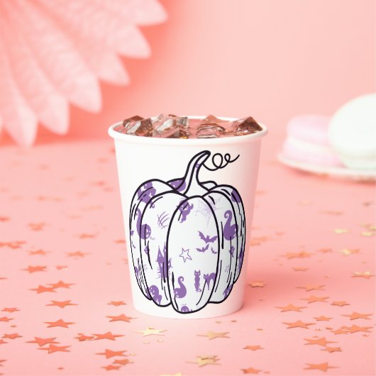 Cute Purple Halloween Icons in Pumpkin Pappbecher (Insitu)