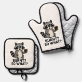 Cute Raccoon Cooking – Funny Animal Illustration Ofenhandschuh & Topflappen-Set (Vorderseite/Rückseite)