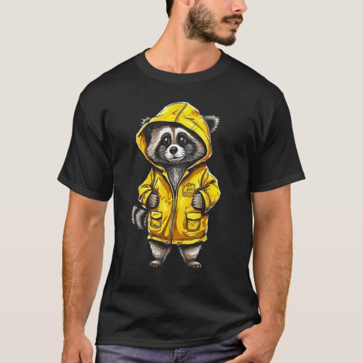 Cute Raccoon in Yellow Rain Jacket T-Shirt (Vorderseite)