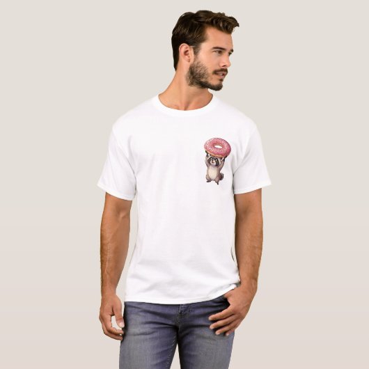 Cute Raccoon Lifting Giant Pink Glazed Donut T-Shirt (Vorne ganz)