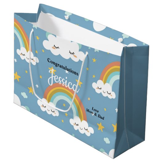 Cute Rainbow and Cloud Baby Shower 12.5” l x 4” w  Große Geschenktüte (Vorderseite Schrägansicht)