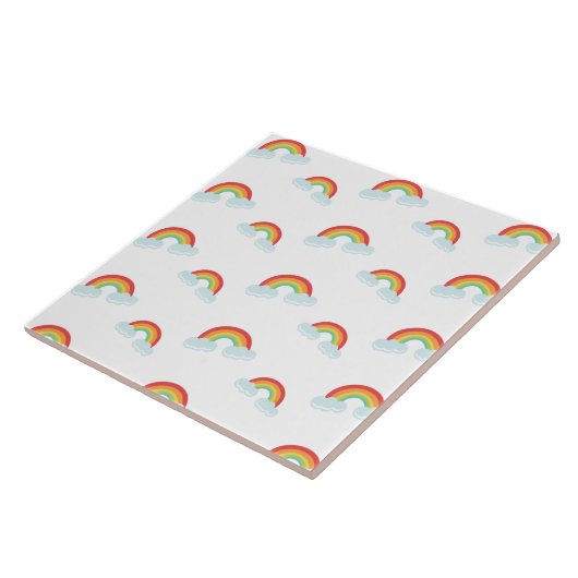 Cute Rainbow with Clouds Pattern Fliese (Seite)