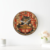 Cute Ramen Cat Große Wanduhr (Zuhause)