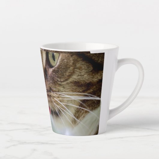 Cute Realistic Cat Face Coffee Mug Milchtasse (Rechts)