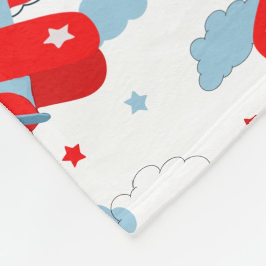 Cute Red and Blue Planes and Clouds Kids Monogram Fleecedecke (Ecke)