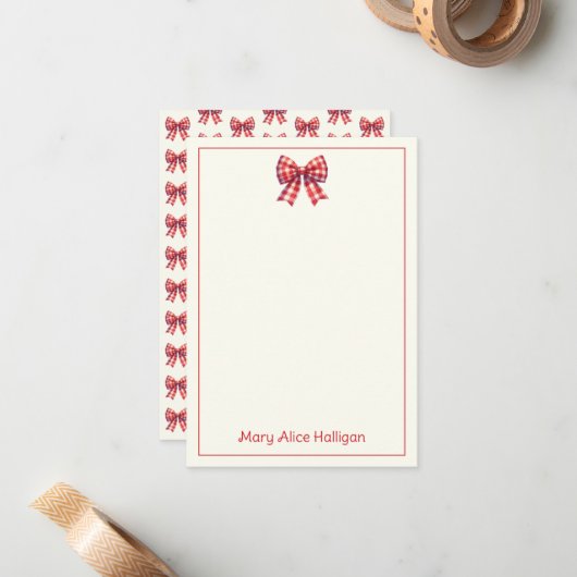 Cute Red and Cream Gingham Bow Mitteilungskarte (Vorderseite/Rückseite Beispiel)