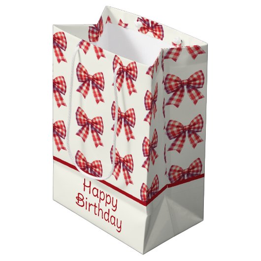 Cute Red and Cream Gingham Bow Mittlere Geschenktüte (Vorderseite Schrägansicht)