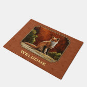 Cute Red Fox Sitting In the Sun Fußmatte (Schrägansicht)