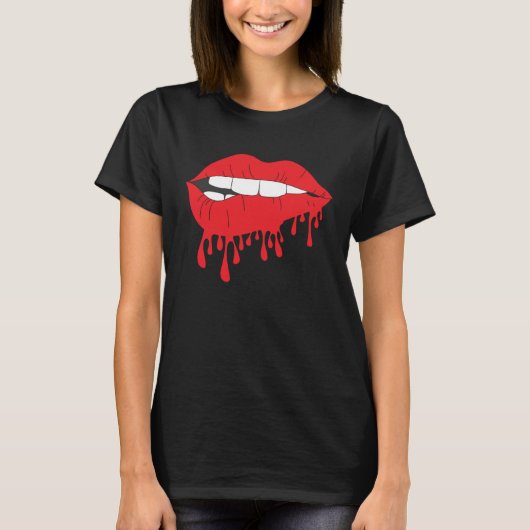 Cute Red Lips Bite Biting Hot Desiring Temptation  T-Shirt (Vorderseite)