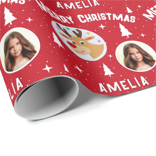 Cute Red Reindeer Kid`s Name Photo Merry Christmas Geschenkpapier (Rolleneckpunkt)