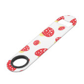 Cute Red Spotty Toadstool Mushrooms Pattern Speed Flaschenöffner (Vorderseite Schrägansicht)