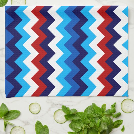 Cute Red White Blue Chevrons Kitchen Towel Geschirrtuch (Gefaltet)