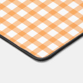 Cute Retro Orange Gingham Plaid pattern Schreibtischunterlage (Ecke)