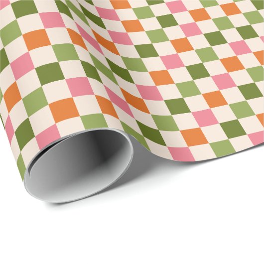 Cute Retro Orange Pink Green Checkerboard Pattern Geschenkpapier (Rolleneckpunkt)