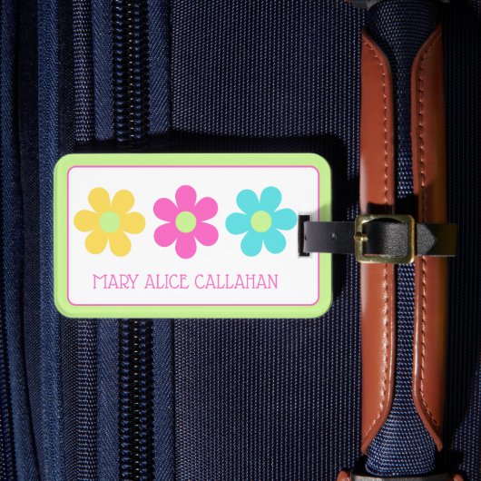 Cute Retro Yellow Pink Blue Daisies Gepäckanhänger (Vorderseite Insitu 4)