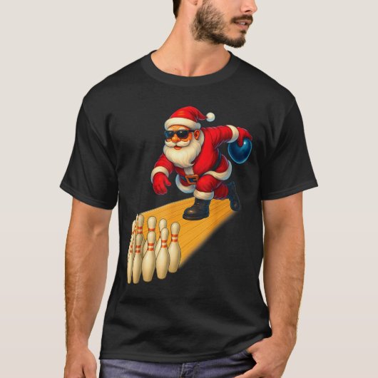 Cute Santa Playing Bowling Ball And Ns Bowler Chri T-Shirt (Vorderseite)