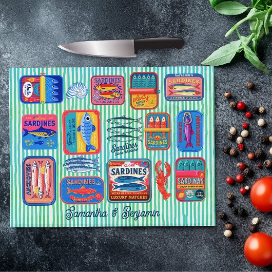 Cute sardines cans crustaceans blue striped schneidebrett