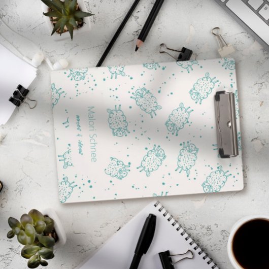 Cute Sheep – Whimsical Seamless Pattern Mini Klemmbrett